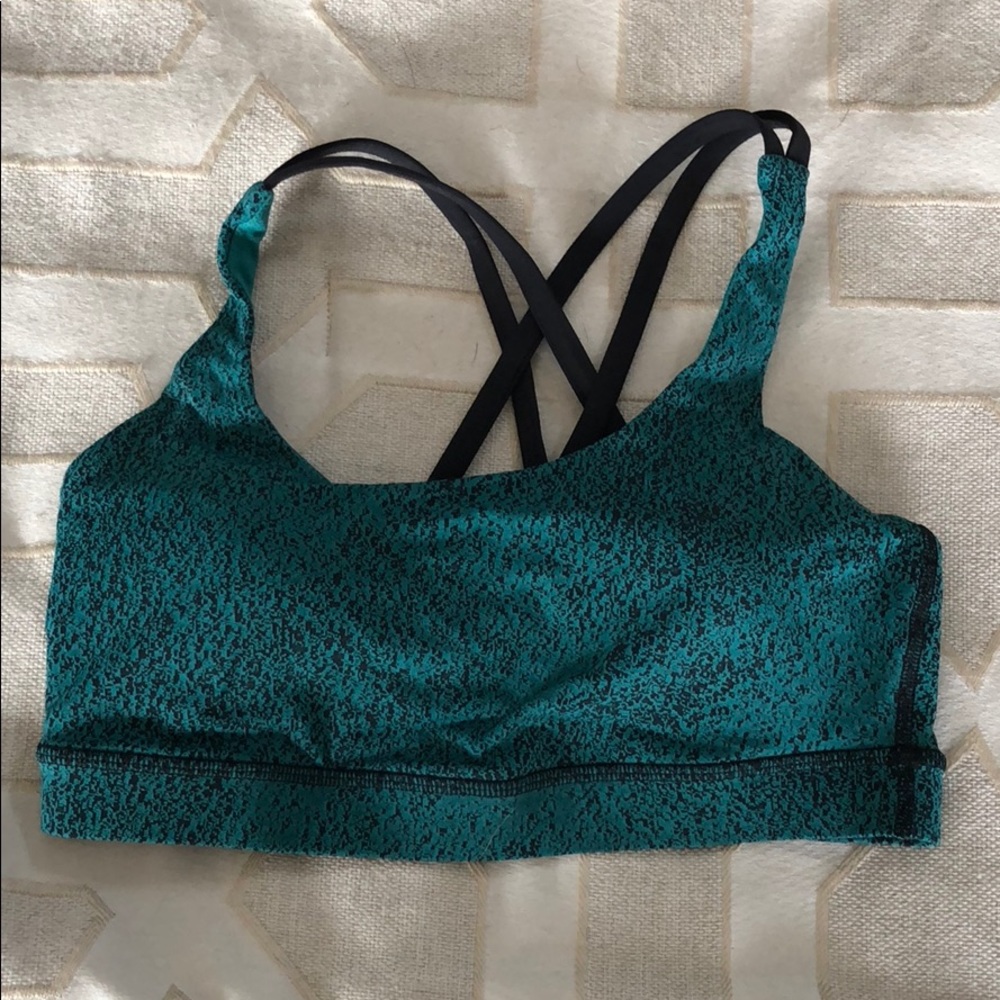 Lululemon bra size 8